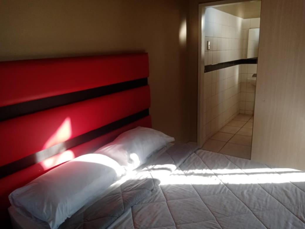 Ebony Guest House Pretoria Exterior photo